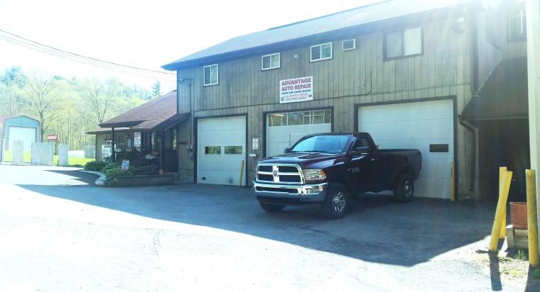 Address: 1356 Route 209 PRICE: $599,000 City: Brodheadsville Township: Chesnuthill FEATURES: Fully rented 3-unit 5050 Commercial bldg with