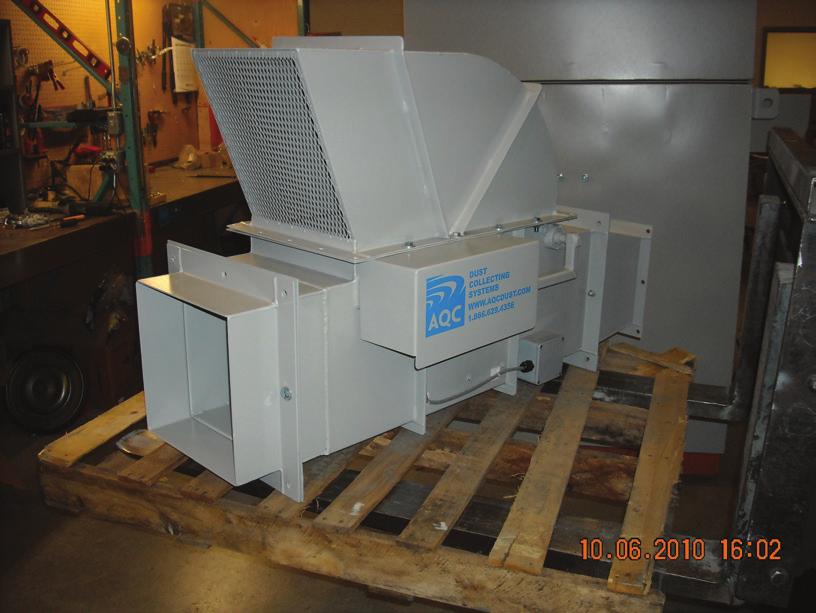 Modular horizontal cartridge dust collector with automatic Fume Arms pulse cleaning