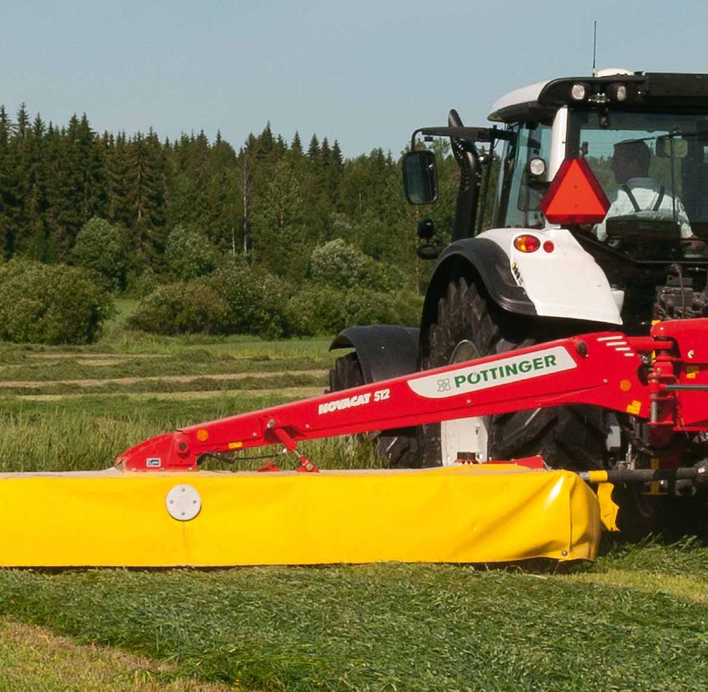 Perfect ground tracking The centre pivot suspension of the cutter bars enables a
