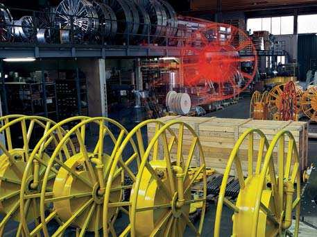 Systems Italy Cavotec Specimas Motorized Cable Reels Panzerbelt Cable Protection Slipring Columns Norway Cavotec Micro-control Radio Remote Controls Sweden Cavotec Connectors Electrical Plugs &