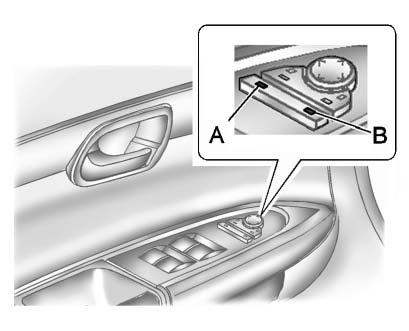 Folding Mirrors For vehicles with manual folding mirrors, push the mirror toward the vehicle. Pull the mirror out to return to its original position.