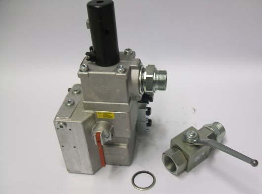 control valve C-LRV is provided with a nipple adaptor with rotating nut.