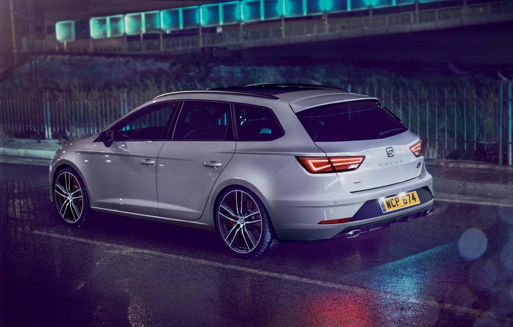 EXTERIOR DESIGN Brighten your journey. METICULOUSLY DESIGNED WITH A STREAMLINED AND MODERN FIGURE, THE NEW SEAT LEON CARRIES ITSELF WITH UNQUESTIONABLE STYLE.