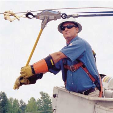 Utility products catalog LEVER HOISTS Note: it is recommended that the middle hook is removed when the hoist is being used in a single-line configuration.