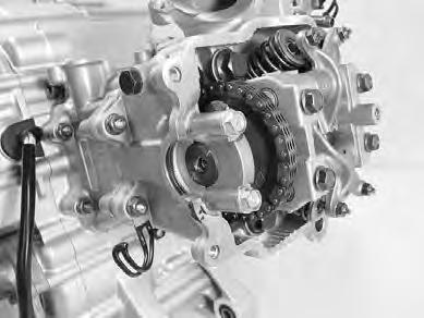 ) MOLYBDENUM OIL SOLUTION Install the camshaft holder 6, then tighten the camshaft holder bolts to the specified