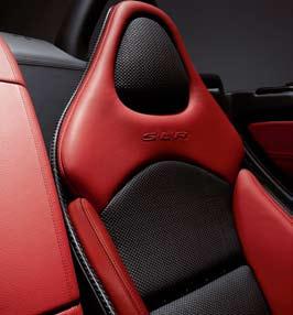 (U98) Passenger Seat -- Body-Contoured Carbon Fiber Sport Seat in Size S (U92), M (U96), Xl (U97) 19 brake system with