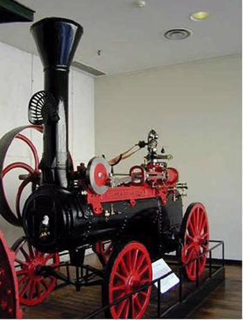 time. Between 1832 and 1839 (the exact year is uncertain), Robert Anderson of Scotland built the first crude electric carriage.