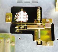 Accessories for breakers Mechanically operated cell switch (MOC) It is auxiliary switch
