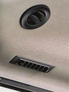 Powerful Air conditioning Nine ideally positioned A/C air outlets: The driver stays