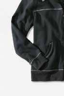 28 FASHION TRUCKER DISTRICT appliqué on back of sweat jacket. 1 MEN S TRUCKER SWEAT JACKET. Anthracite. 66% cotton/ 34% polyester, hood 100% cotton. TRUCKER DISTRICT appliqué on back. Front zip fastening.