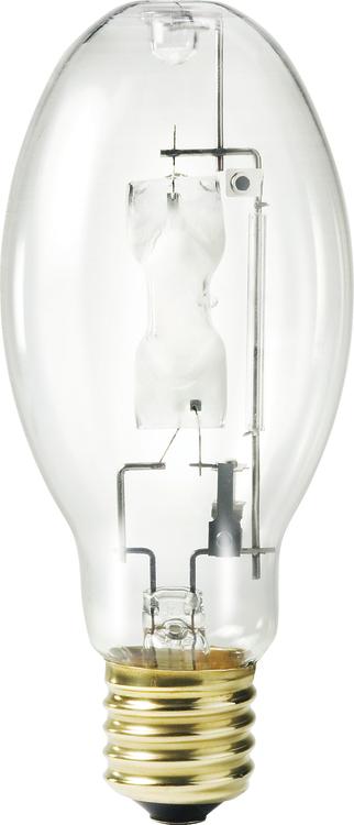 efficient metal halide lamp that provides