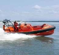 7 m 21 5032 kg 370 hp single inboard diesel with waterjet (optional 440 hp) FRSQ 850 G 8.5 x 3.2 x 2.