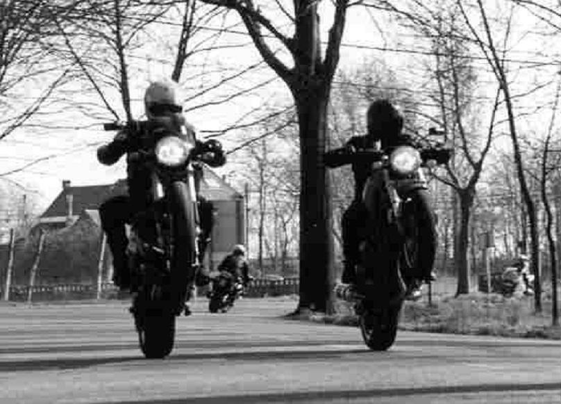 Figure 7. Full acceleration and a fast turn on motorcycles, photo courtesy of a Dutch motorcycle club.