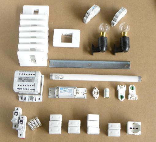 LIGHTING INSTALLATIONS DL 2101A With this kit it is possible to perform the following experiments: Single-point controlled lighting system Single-point controlled lighting system with socket
