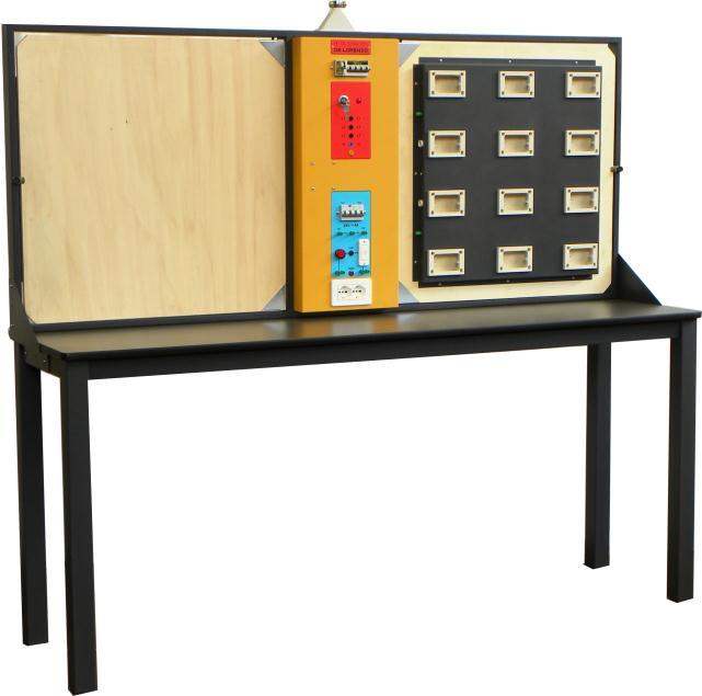 TWO PLACE WORK BENCH WITH 1 SUPPLY It provides the following power supplies: 1 three-phase + N + T, 16A output on 36A safety terminals according to IEC 61010-1; protection through differential,