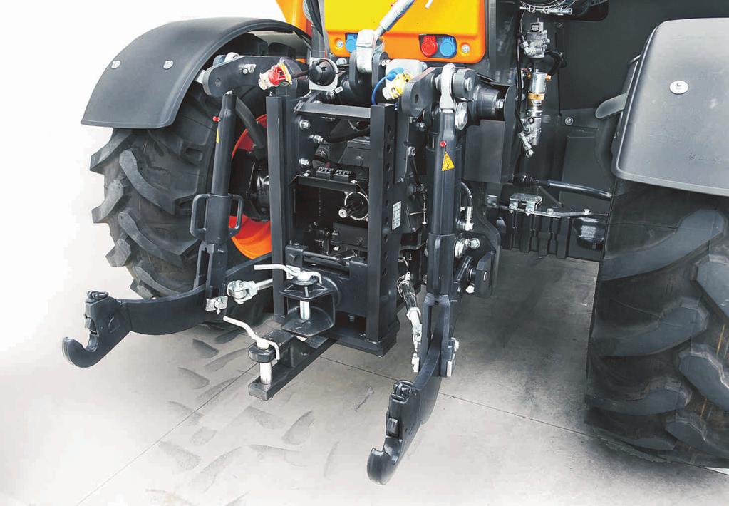 3-POINT HITCH Extremely practical three-point hitch that will allow you to use of all your equipment.