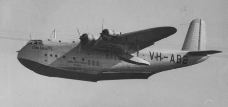 Fig. 115. Qantas Short C Class Empire flying boat VH-ABB 'Coolangatta', ca. 1940. The Grumman G-21 Goose amphibious aircraft (fig.