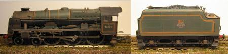 The Locomotive s chassis also receive a drybrush of Rust, but not as heavy as on the other parts, and I mostly concentrate on the front buffers, the footsteps and some other parts of