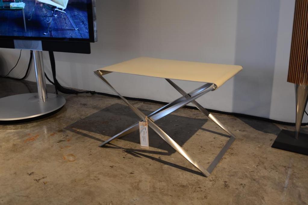 Form: PK91 Folding stool Manufacturer: Fritz Hansen Designer: Poul Kjaerholm
