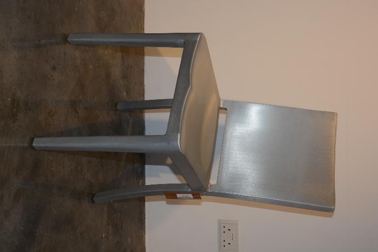 Form: Hudson chair Manufacturer: Emeco Designer: Philippe Starck