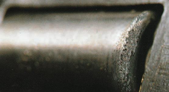 Failure analysis for bearings: Improper bearing adjustment Large end of