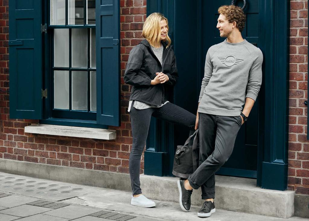 A DAY WITH MINI. The MINI Lifestyle Collection focuses on the essentials authentic premium materials and a clear design language. Combined with clever details and surprising extras.