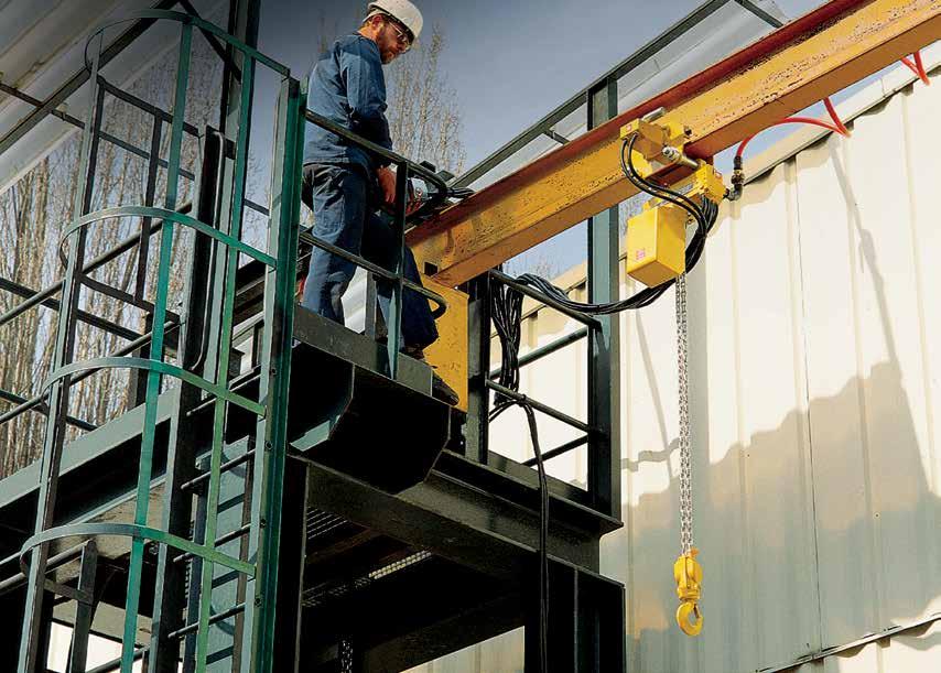 3 Air Chain Air chain hoists are the ideal choice when high speed, high duty-cycle, precision spotting, and the ability to operate in harsh environments are the determining factors.