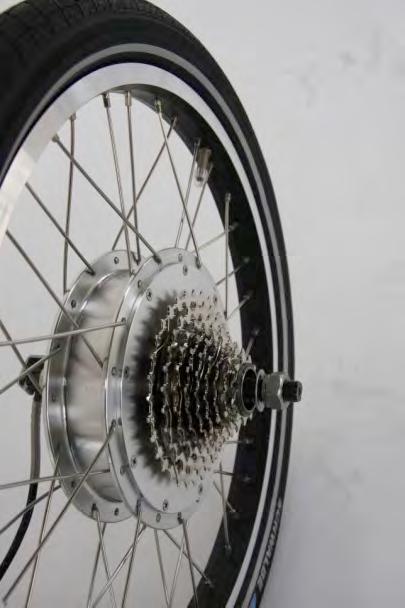 5. REAR HUB MOTOR INSTALLATION Rear wheel fitted with optional 9 speed Freewheel This is a similar procedure to installing a front motor with the exception of the chain and derailleur gears. A.