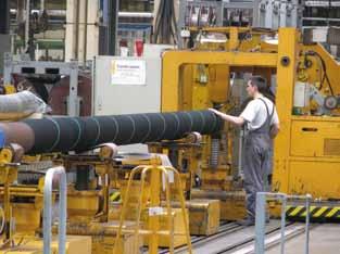 Long lengths big-bore hoses For various applications to convey industrial water, oil, fuel, compressed air, chemicals, and bulk materials under.