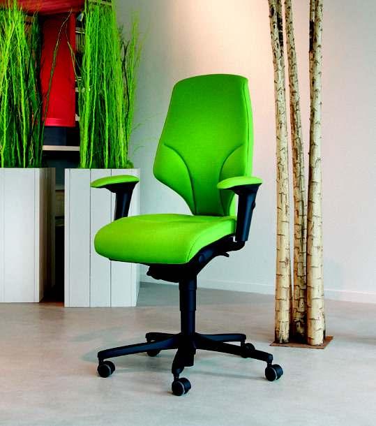giroflex 64 Swivel chair: with its organic shape, ergonomically the giroflex 64 fits perfectly in any office landscape.