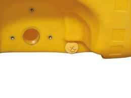 for direct mounting on the vehicle flatbed Dome with swash baffle and hinged cover Mounting flange Valve available as an accessory