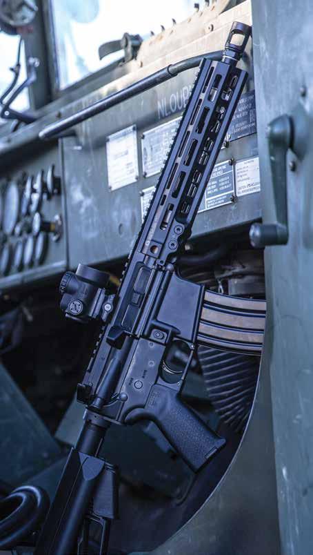 SUPER MODULAR RAIL MK8 M-LOK The Super Modular Rail (SMR) MK8 M-LOK is Geissele s ultra-modular model. The SMR MK8 is one of the first rails available to utilize the Magpul M-LOK technology.