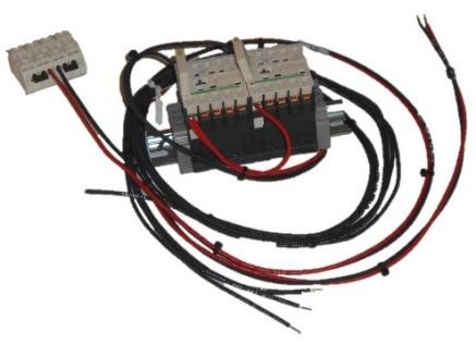Auxiliary Auxiliary Configurable Signal Inputs / Relay Outputs The PowerCommand AUX101 Input/Output module provides up to eight (8) Form-C relay output sets and eight (8) discrete/analog inputs for