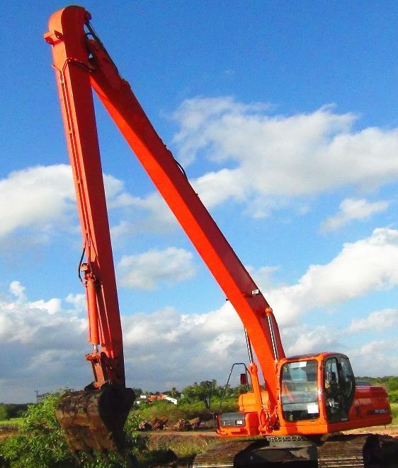 LONG BOOM / STICK Long reach attachment is designed to maximize the extension of standard for more digging depth and forward reach.