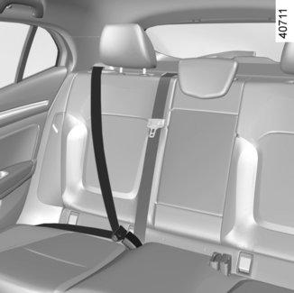 SEAT BELTS (3/4) 7 8 8 Adjusting the height of the front seat belts Use button 7 to