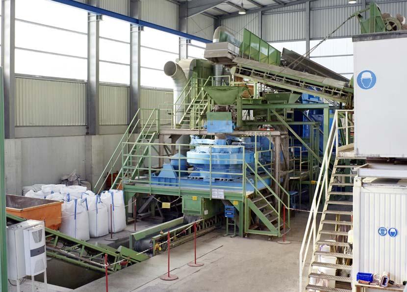 CUSTOMER TRIALS 10 Tests give certainty We operate an all-weather processing plant on our premises in Sonthofen. All our crushing machines are installed as production machines in this facility.