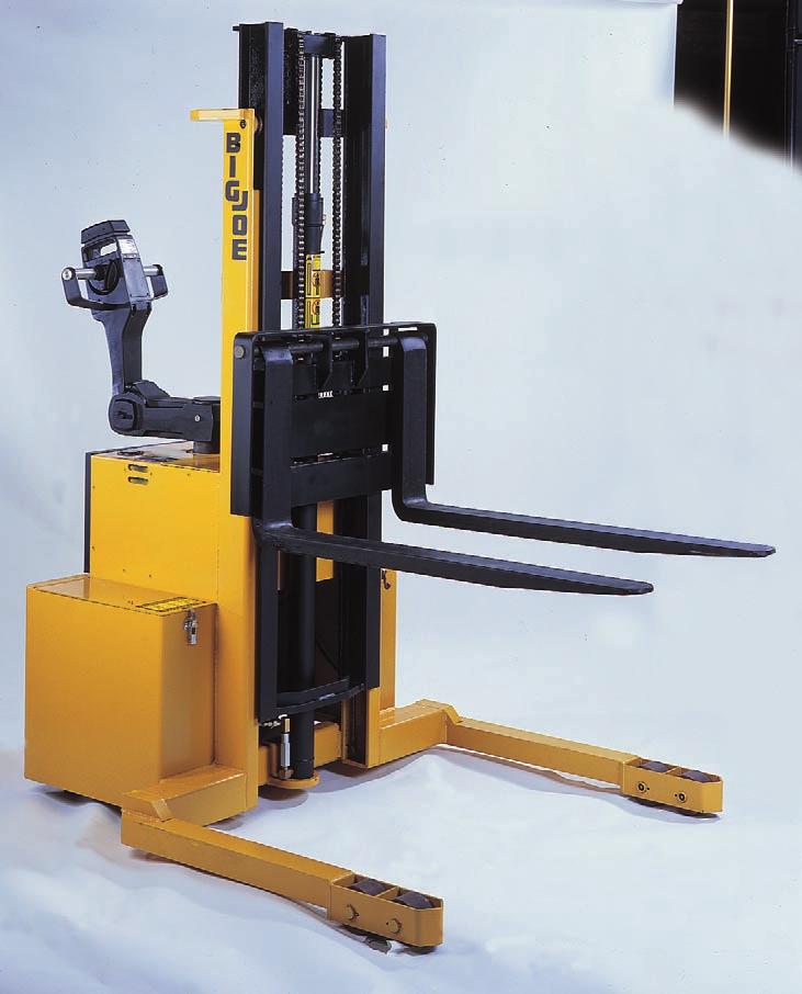 PDM POWER DRIVE MEDIUM-DUTY STRADDLE TRUCKS STANDARD EQUIPMENT Channel and I-Beam Mast. High grade steel mast construction features interlocked channel and I-beam design with roller bearing surfaces.