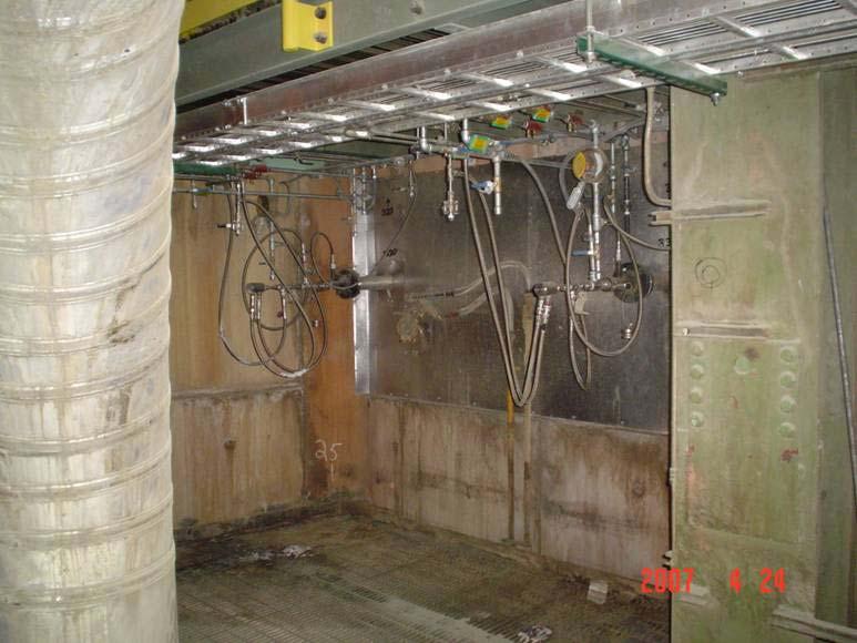 Figure 7. Two side-wall RRI injectors installed in Sioux Unit 2.