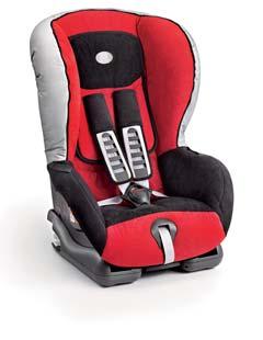 000019909 CHILD SAFETY Peke G0 Plus Suitable for mass group 0+ (up to 13 kg). Installed with the car seatbelt or isofix with the specific platform. Integrated carry handle and removable canopy.