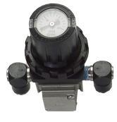 Builtin pressure switch is really convenient to use with an indicator lamp.