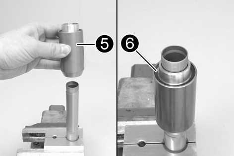 1 FORK, TRIPLE CLAMP 13 Position sleeve4in the reservoir. Clamp the tube of the cartridge into a vise. Clamping stand (T14049S) ( p. 20) Slide reservoir5onto the tube.
