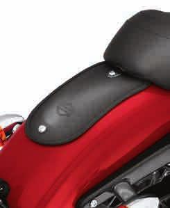 These breathable Circulator Seat Pads feature 3D construction that promotes air movement and reduces heat build-up where the rider s body touches the seat or backrest.
