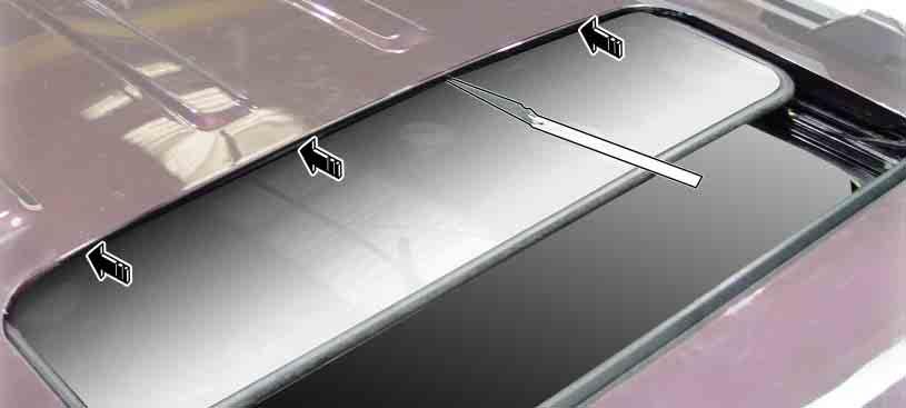 12 7340 Front/Rear Gap of Glass Panel To avoid the abnormal noise due to interference between roof panel and rear section of sunroof glass panel