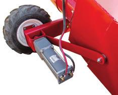 OPTIONAL SIDE DRIVE Where space is a problem, the optional side drive allows the tractor