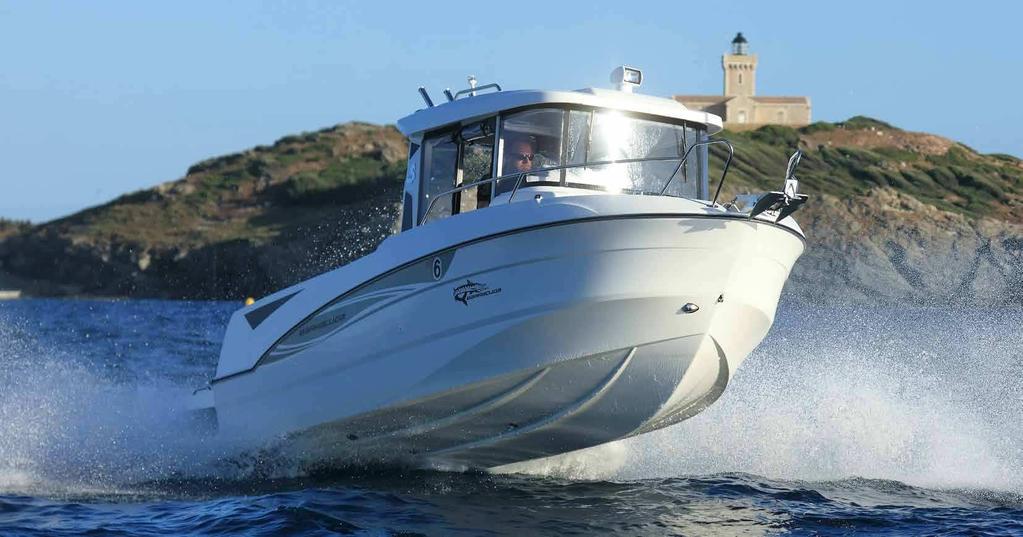 BARRACUDA 6, SMALL, BUT PLENTY OF SPACE! She has every chance of becoming the favourite outboard at the boat shows this autumn! Although the Barracuda 6 is only 5.