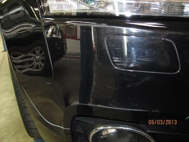 E.5.1 BUMPERS AND PLASTIC PARTS Minor abrasions to paint on bumpers and flaws that cannot be
