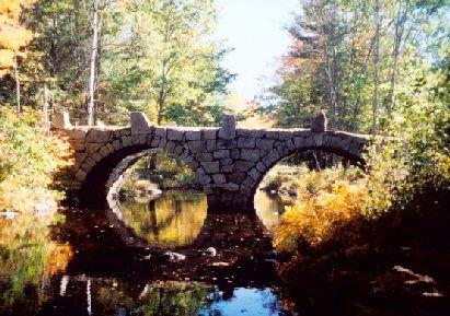 html Stone bridges cost far more than comparably sized wooden bridges.