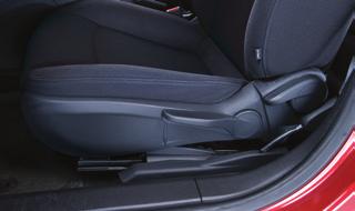 SEAT ADJUSTMENTS Manual Driver s Seat B A C A. Seat Fore/Aft Adjustment Lift the handle under the front of the seat near the console to slide the seat forward or rearward. B. Seat Height Adjustment Ratchet the middle lever to raise or lower the seat.