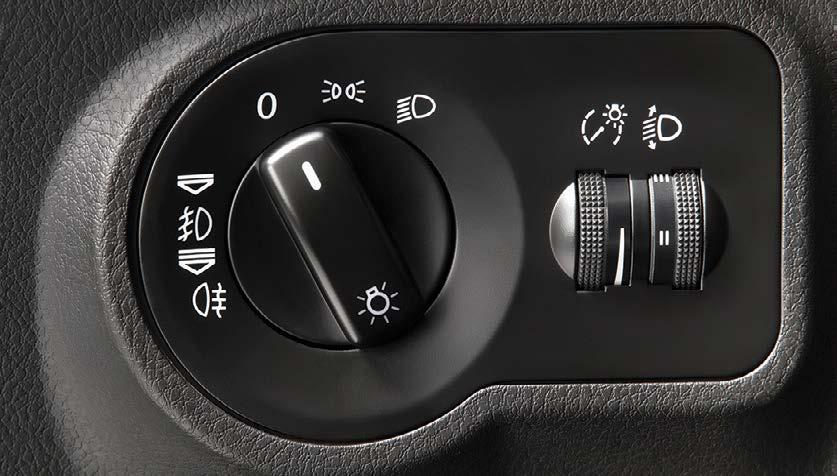 steering wheel can be adjusted The multimedia touch screen with a