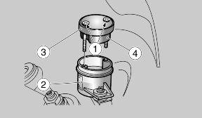 TO AVOID SPILLING BRAKE FLUID WHILE TOPPING-UP, KEEP THE FLUID LEVEL IN THE RESERVOIR PARALLEL TO THE RESERVOIR EDGE (IN HORI- ZONTAL POSITION). DO NOT ADD ADDITIVES OR OTHER SUBSTANCES TO THE FLUID.